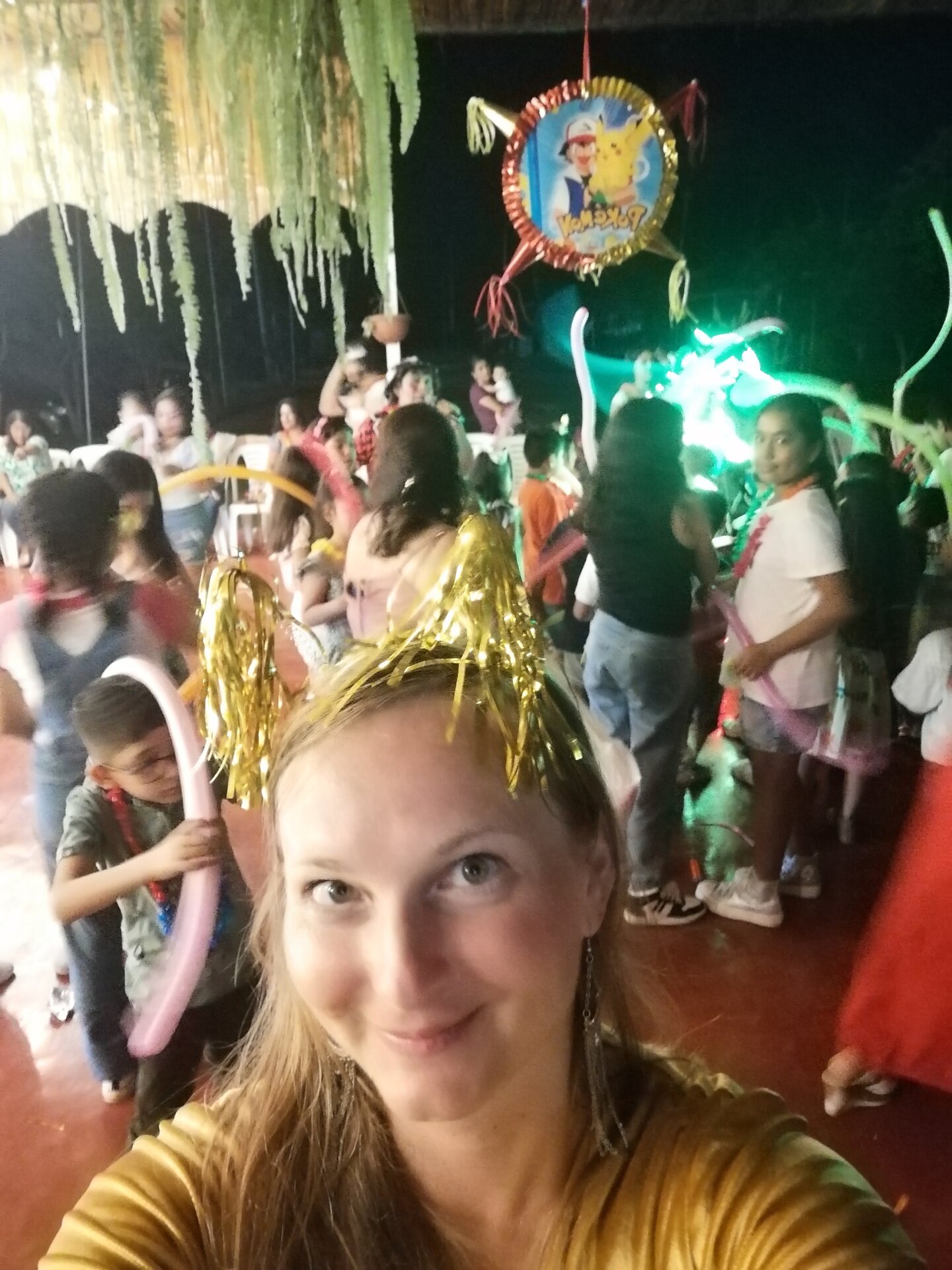 birthday party Peru - hora loca