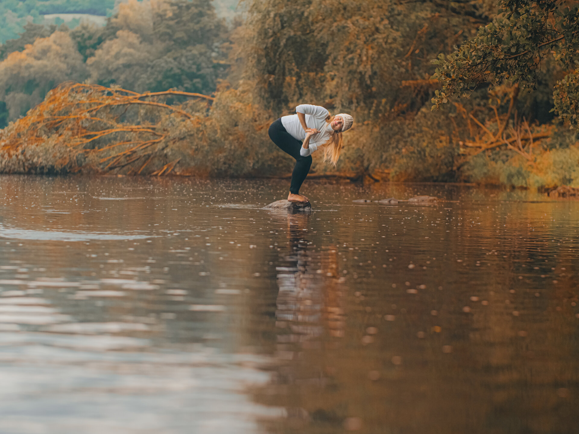 autumn_yoga_balances